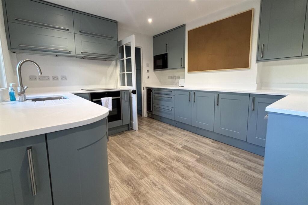 Additional image 5 of Trowbridge Road