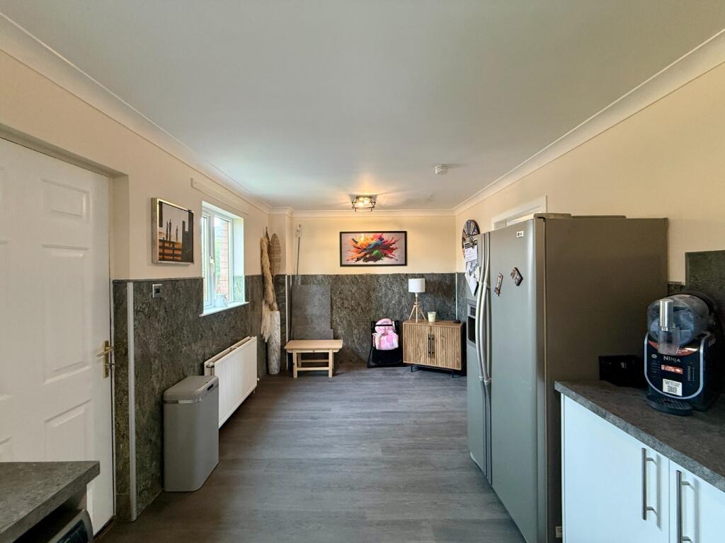 House in Drongan, East Ayrshire - View 5