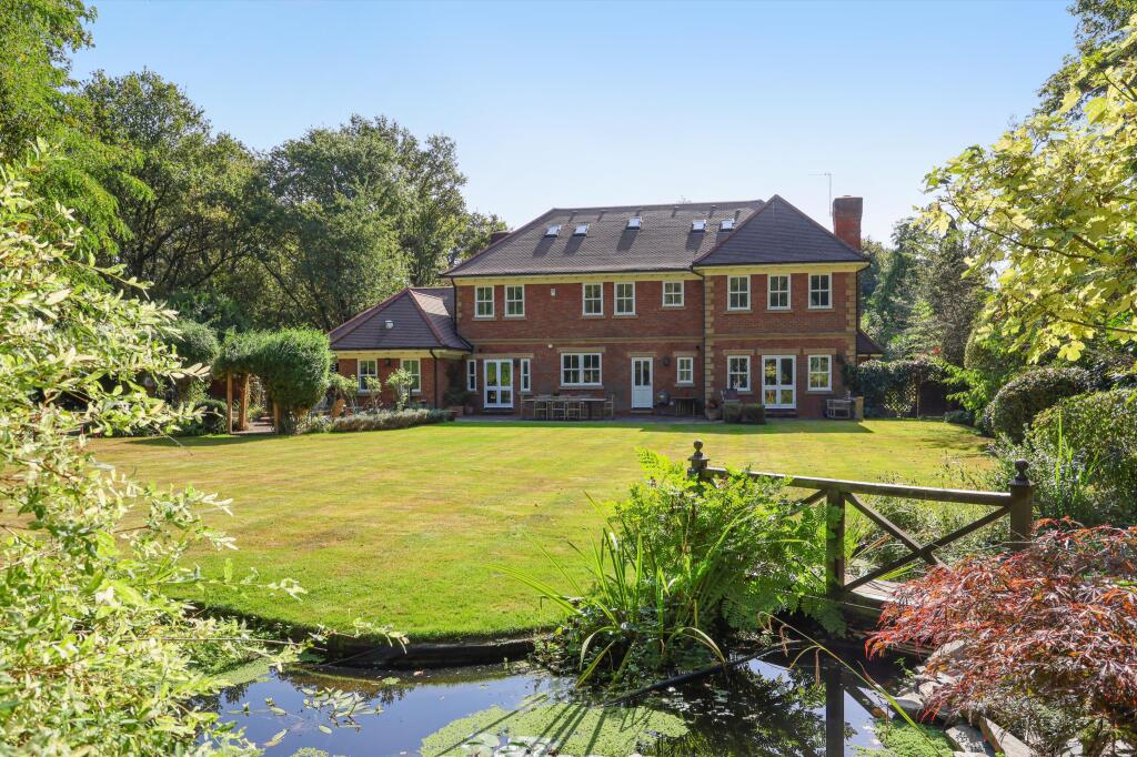 Portsmouth Road, Cobham, Surrey KT11
