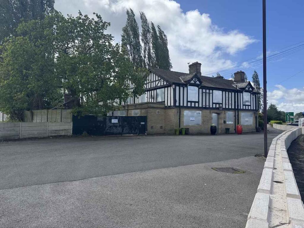 Main image of property: NW-625341 - Game Bird, East Lancashire Road, St Helens WA10 5QN