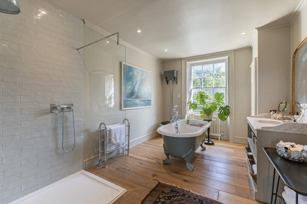 Lansdown Place East, Bath, BA1 - More