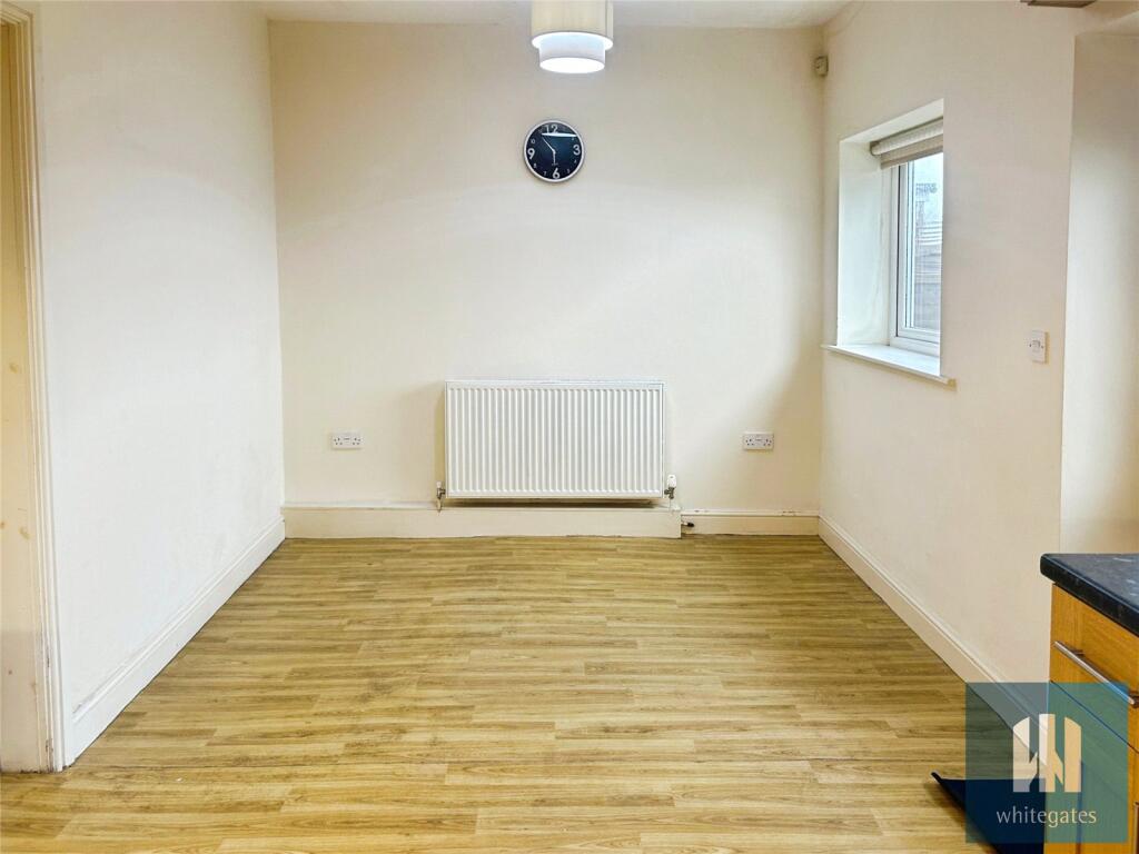 Cambridge Street, South Elmsall, Pontefract, West Yorkshire, WF9 photo 3
