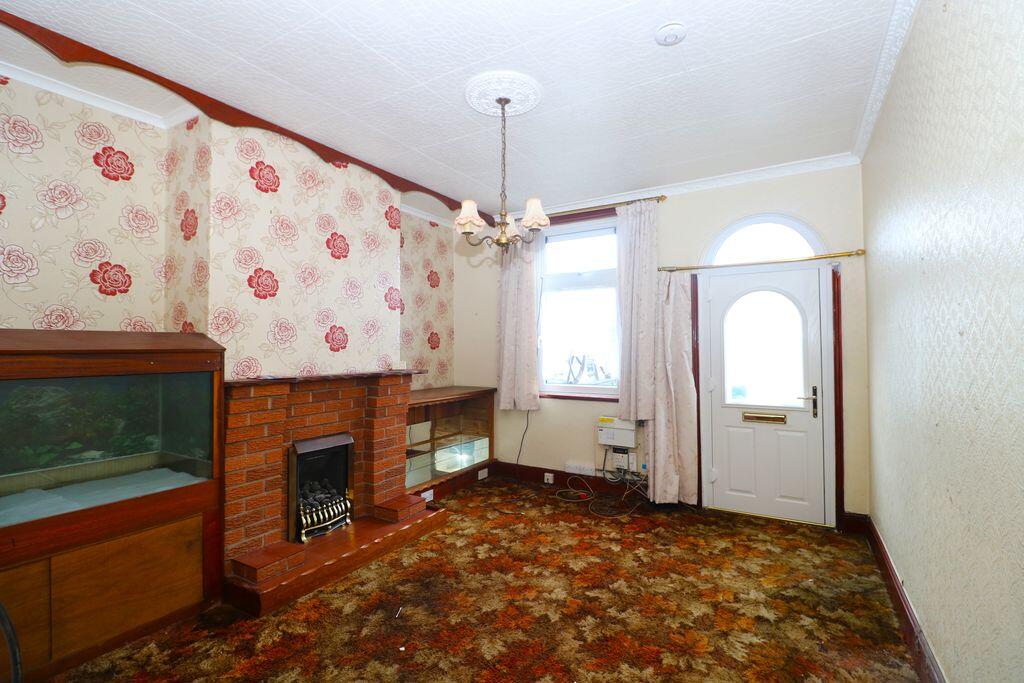 House in Wolverhampton, West Midlands - View 3