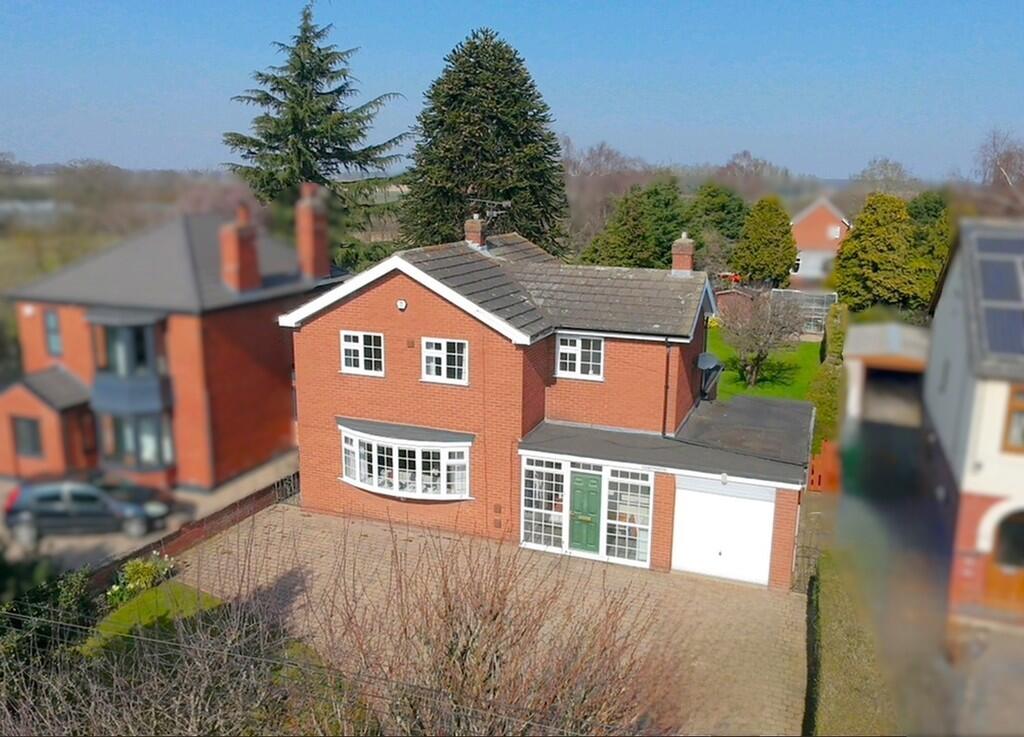4-bed detached on Mosham Road, Blaxton, Doncaster, £370,000