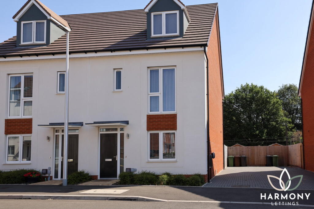 Main image of property: Dineley Road, Birmingham, West Midlands, B45 8FU