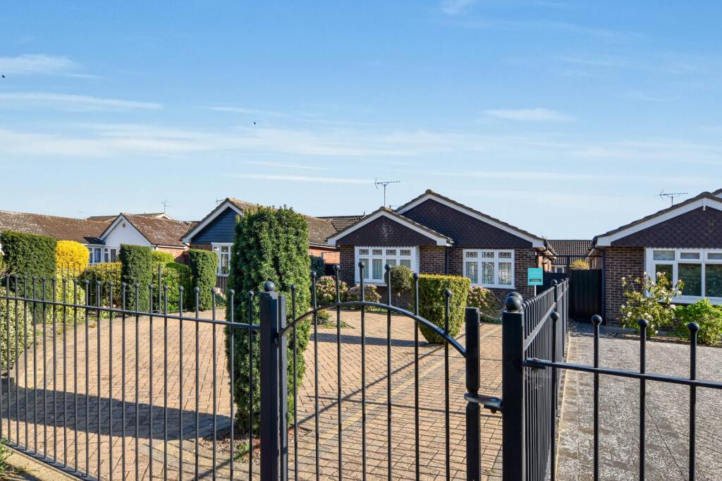 Main image of property: Aylesbeare, Bishopsteignton Location, Shoeburyness, Essex, SS3