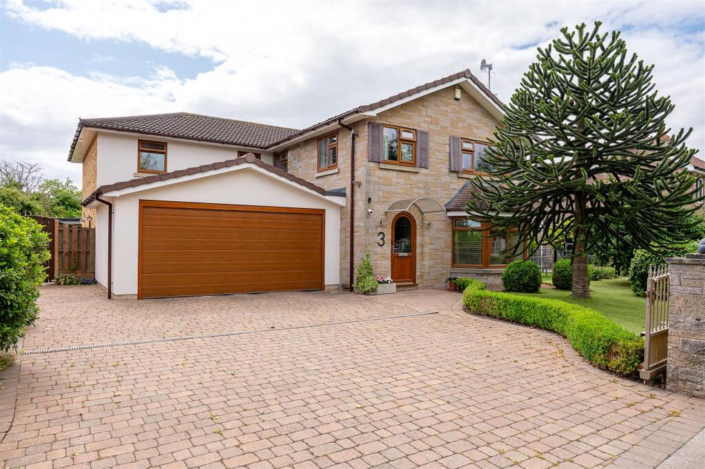 Main image of property: Eastfield Lane, Dunnington, York, YO19 5NE