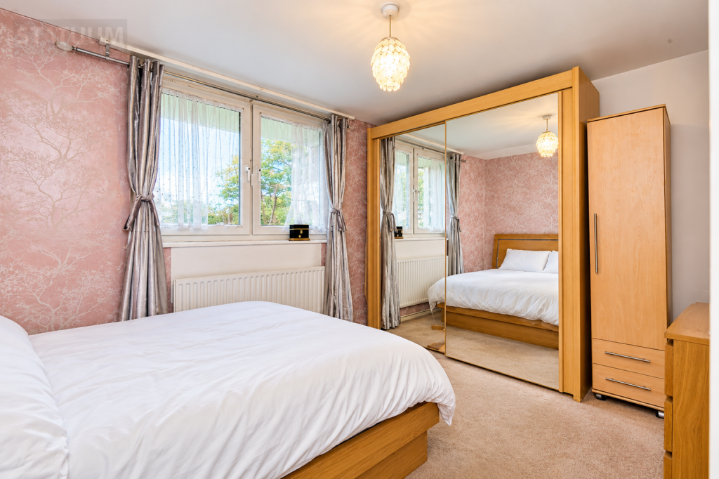 Apartment in London - View 3