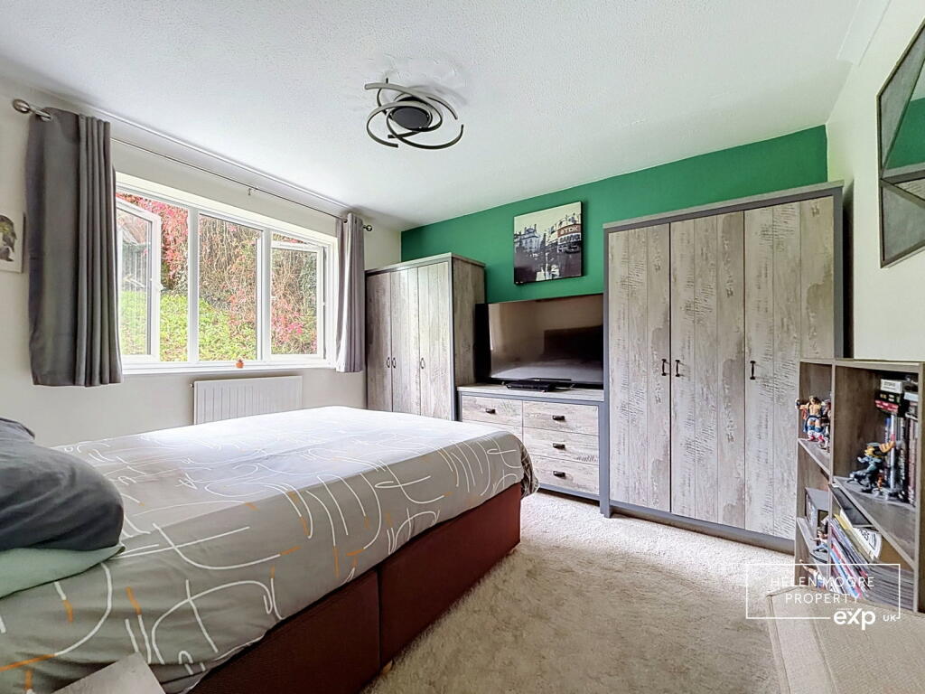 Apartment in Plymouth - View 5