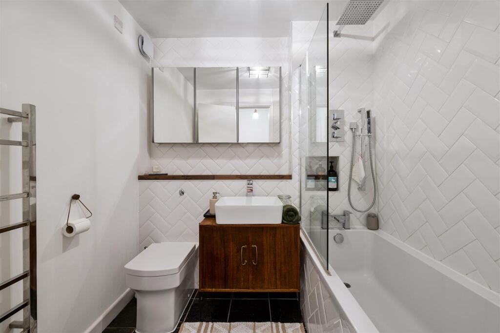 Apartment in London, Hackney - View 5