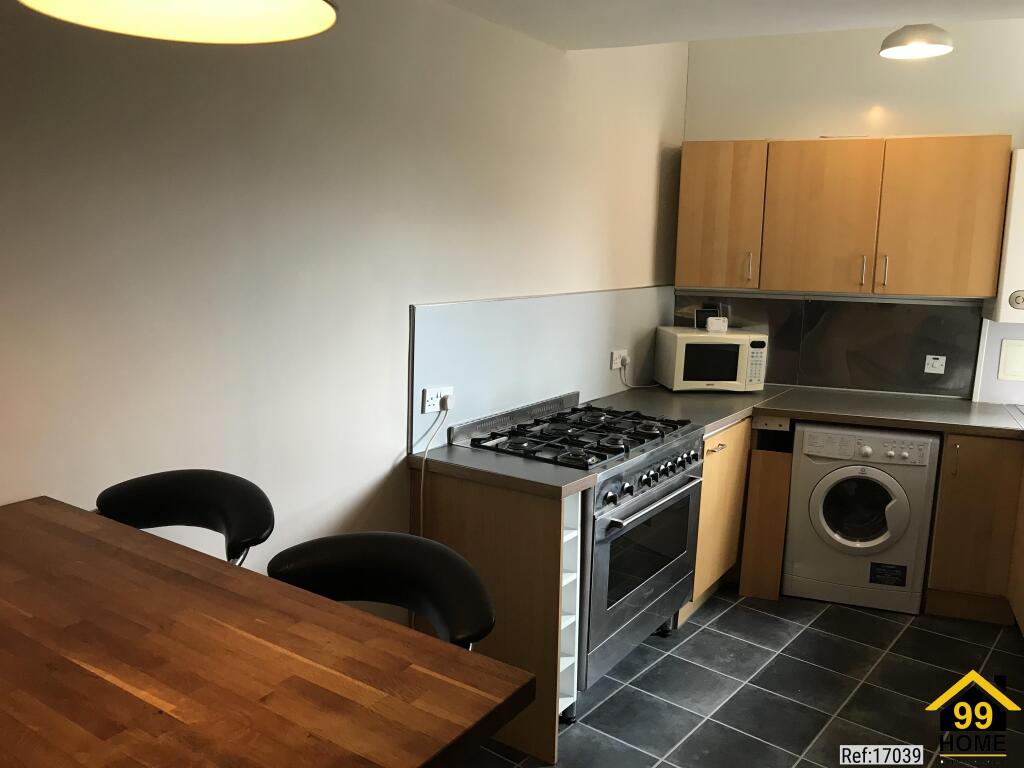 Apartment in Paisley - View 4