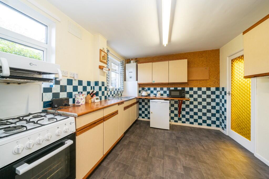 House in Dacorum, Bovingdon - View 3