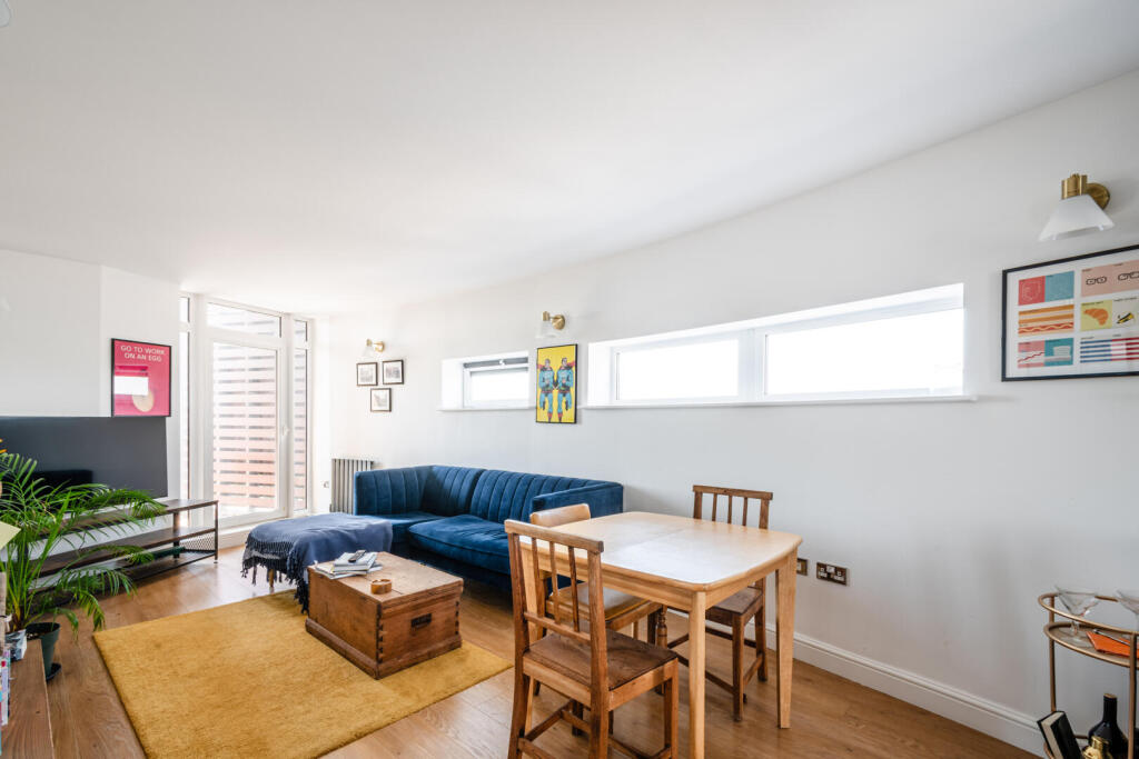 Apartment in London, Hackney - View 3