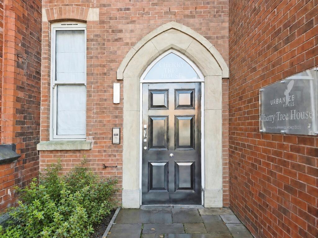 Apartment in Stockport, Mile End, Offerton - View 2