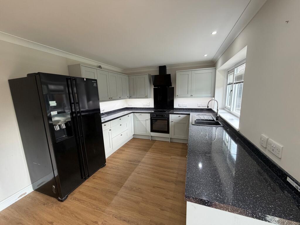 House in Ipswich - View 3