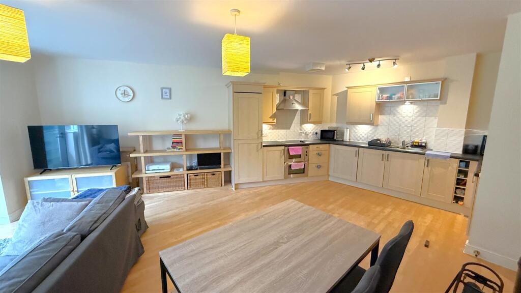 Additional image 2 of Middlepark Drive, Northfield, Birmingham