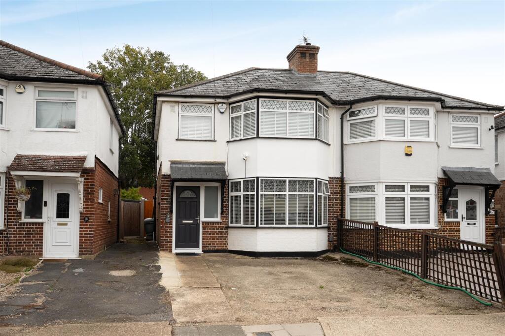 Main image of property: Drayton Gardens, West Drayton