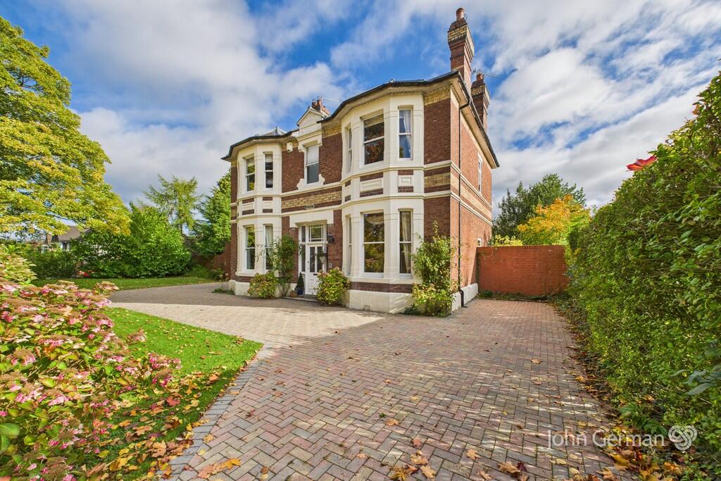 5-bed detached on St. Johns Road, Stafford, £920,000