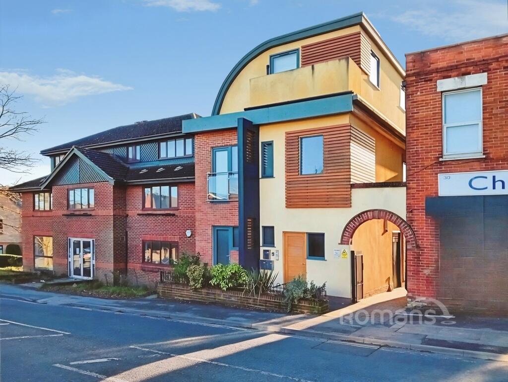 Main image of property: Seco House, 32 Reading Road South, Fleet