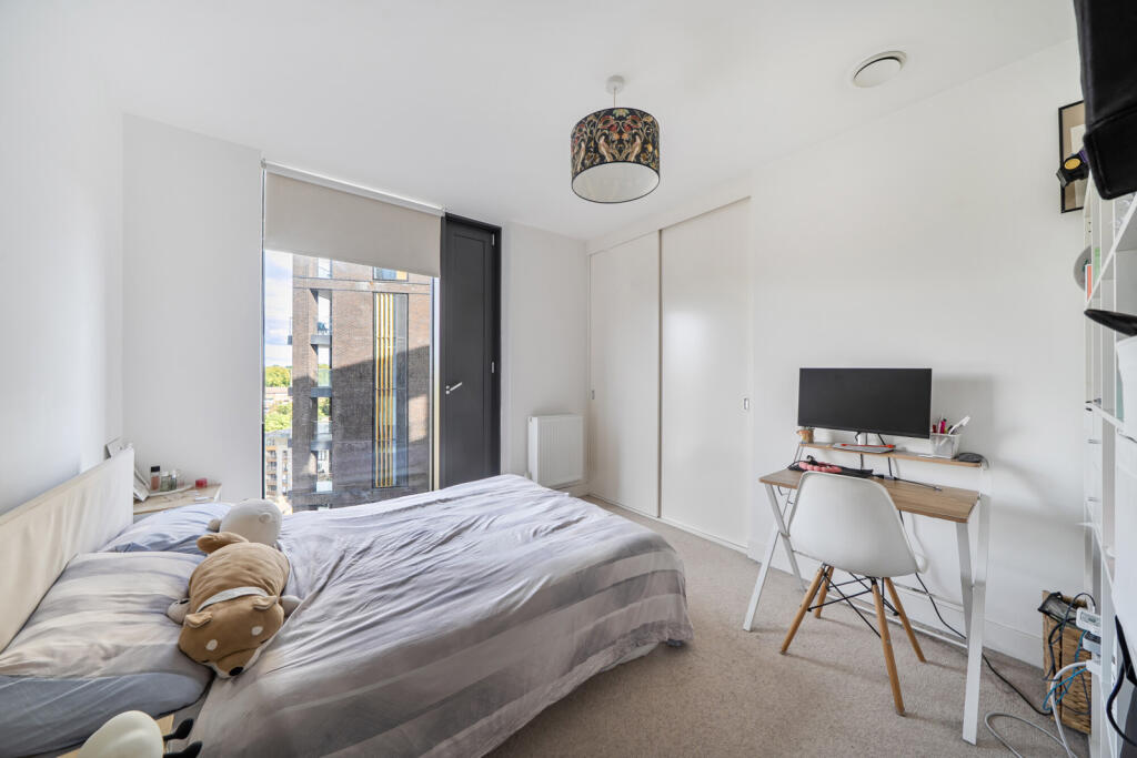 Apartment in London - View 5