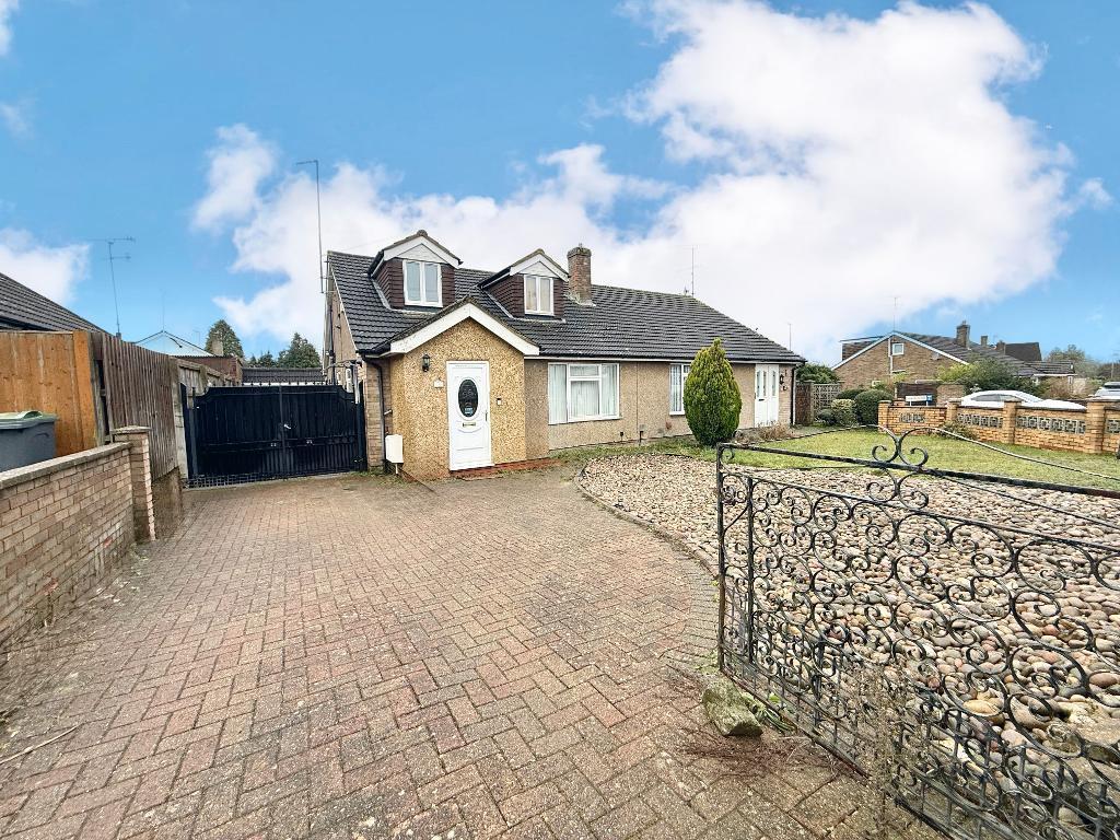 Main image of property: Warden Hill Road, Warden Hills, Luton, Bedfordshire, LU2 7AF