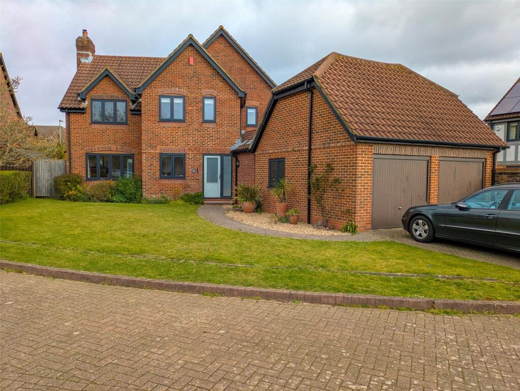 Main image of property: Emmons Close, Hamble, Southampton, Hampshire, SO31