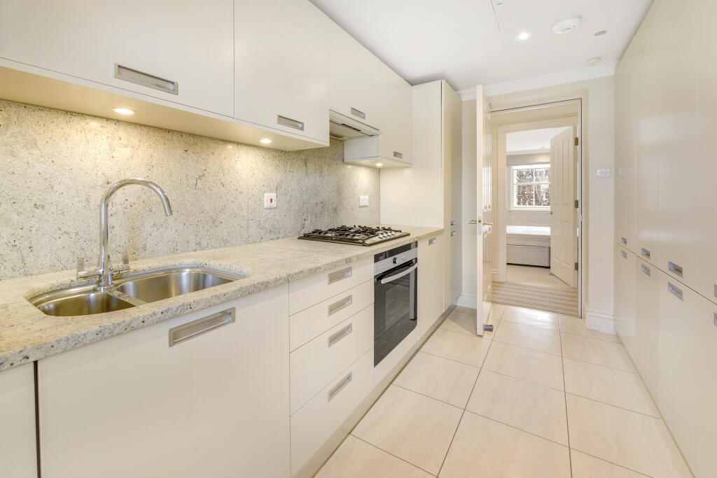 Apartment in London - More