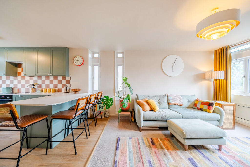 Apartment in London - More