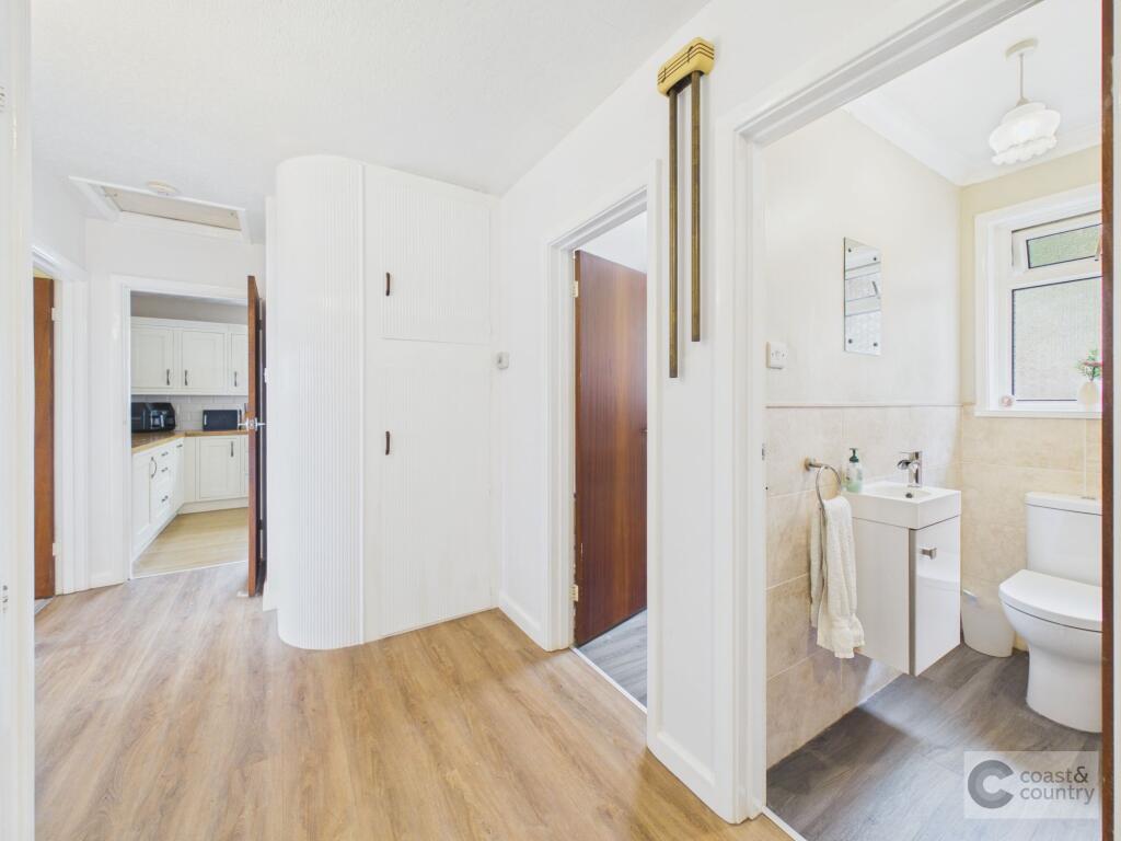 House in Teignbridge, Kingskerswell - More