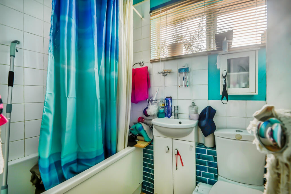Helmswood Drive, Birmingham, B37 photo 5