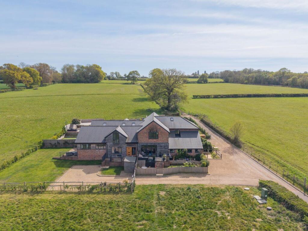 Main image of property: Bells Yew Green, Tunbridge Wells, TN3