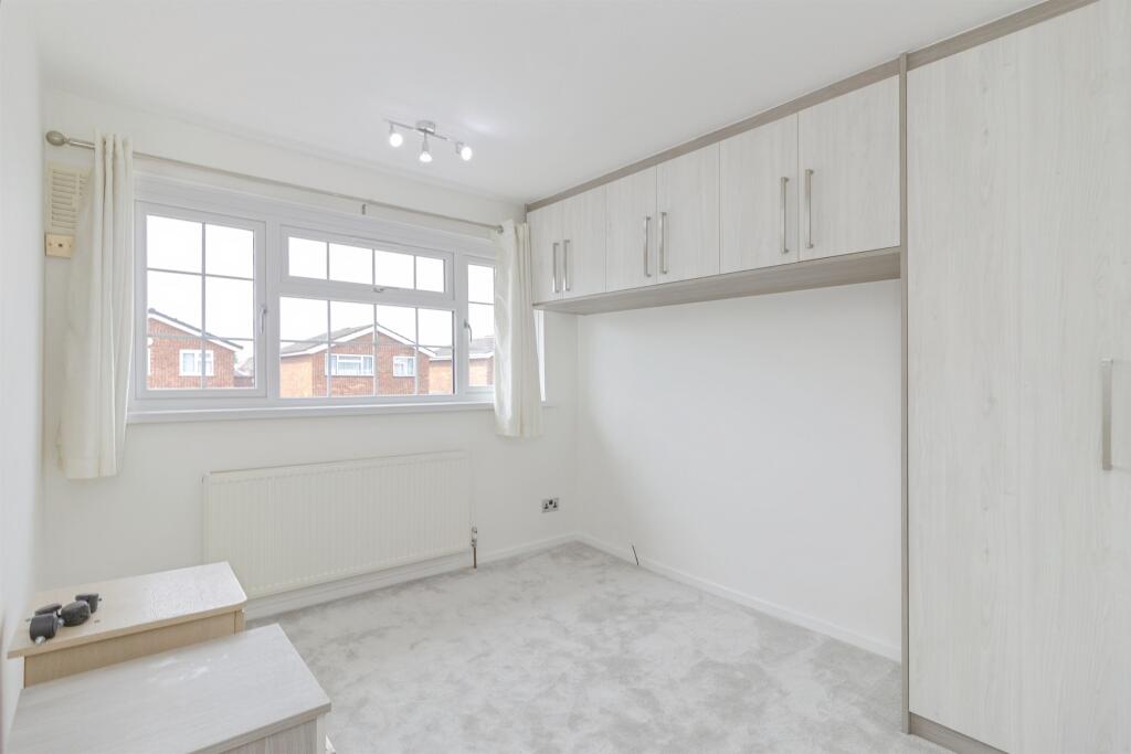 Braemar Drive, Leicester photo 4