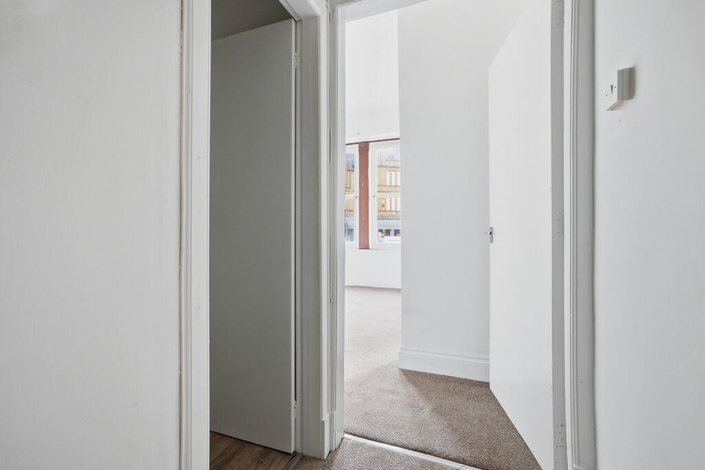 Apartment in Falkirk - View 2