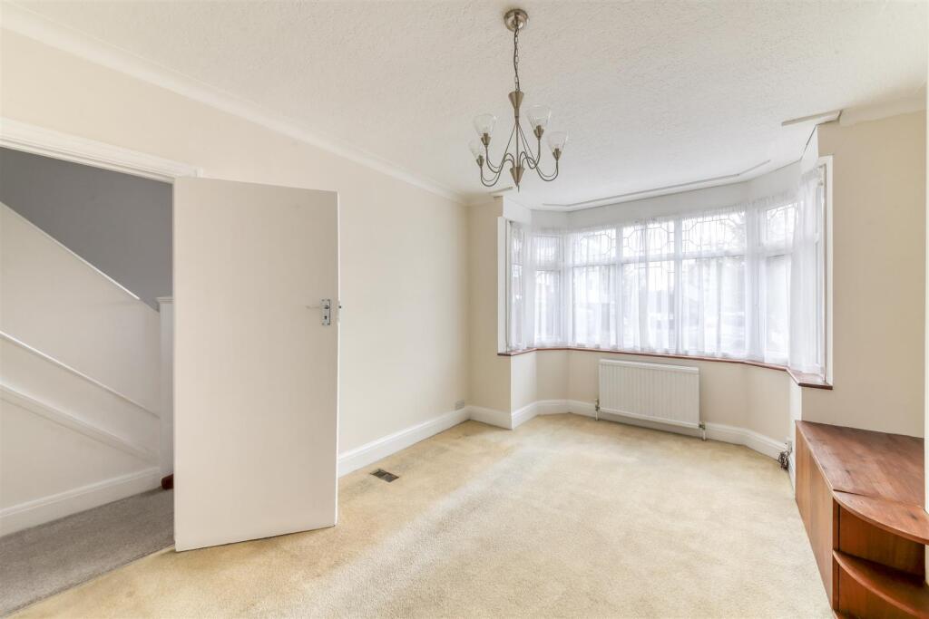 House in London - View 5