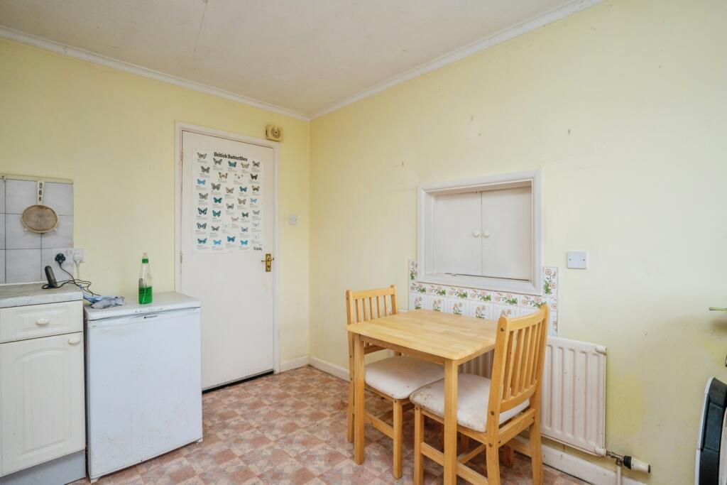 House in Havant, Hampshire - More
