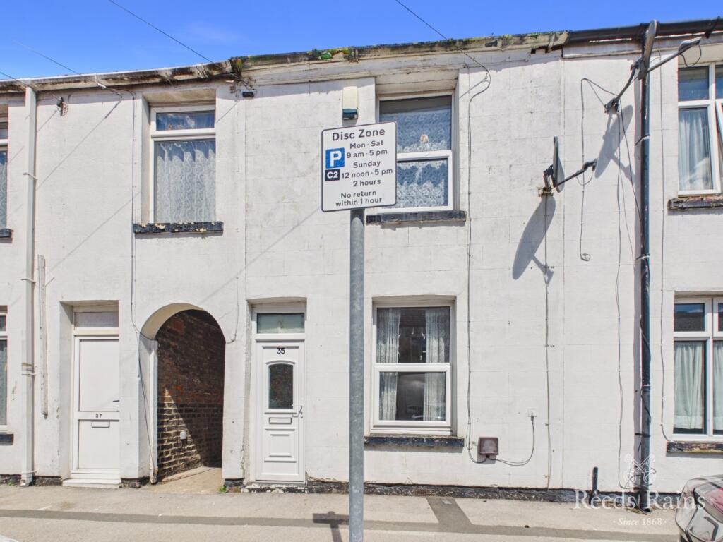 Main image of property: Hoxton Road, Scarborough, North Yorkshire, YO12