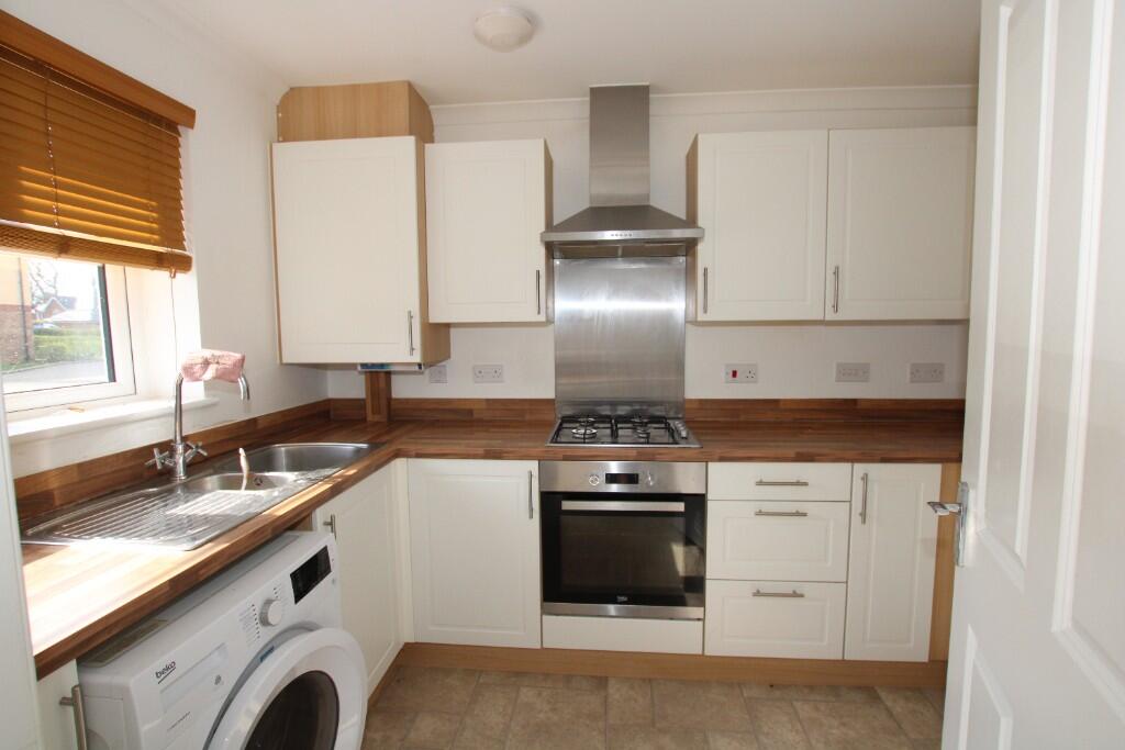 Rudgard Way, Liphook, Hampshire, GU30 photo 2