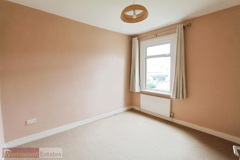 House in London - View 5
