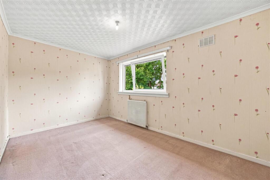 House in Glasgow, East Dunbartonshire - More