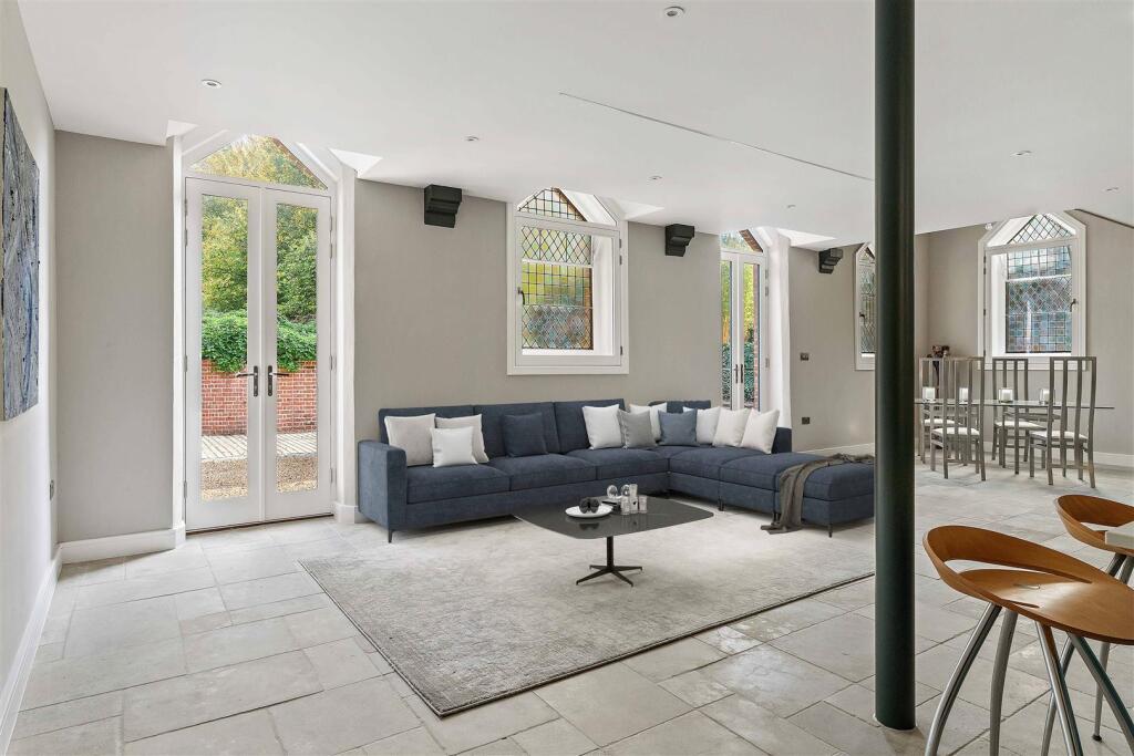 Property photo 8