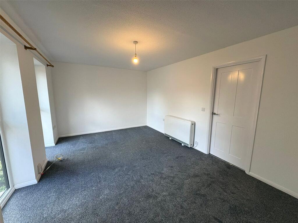 Apartment in Guildford - View 5