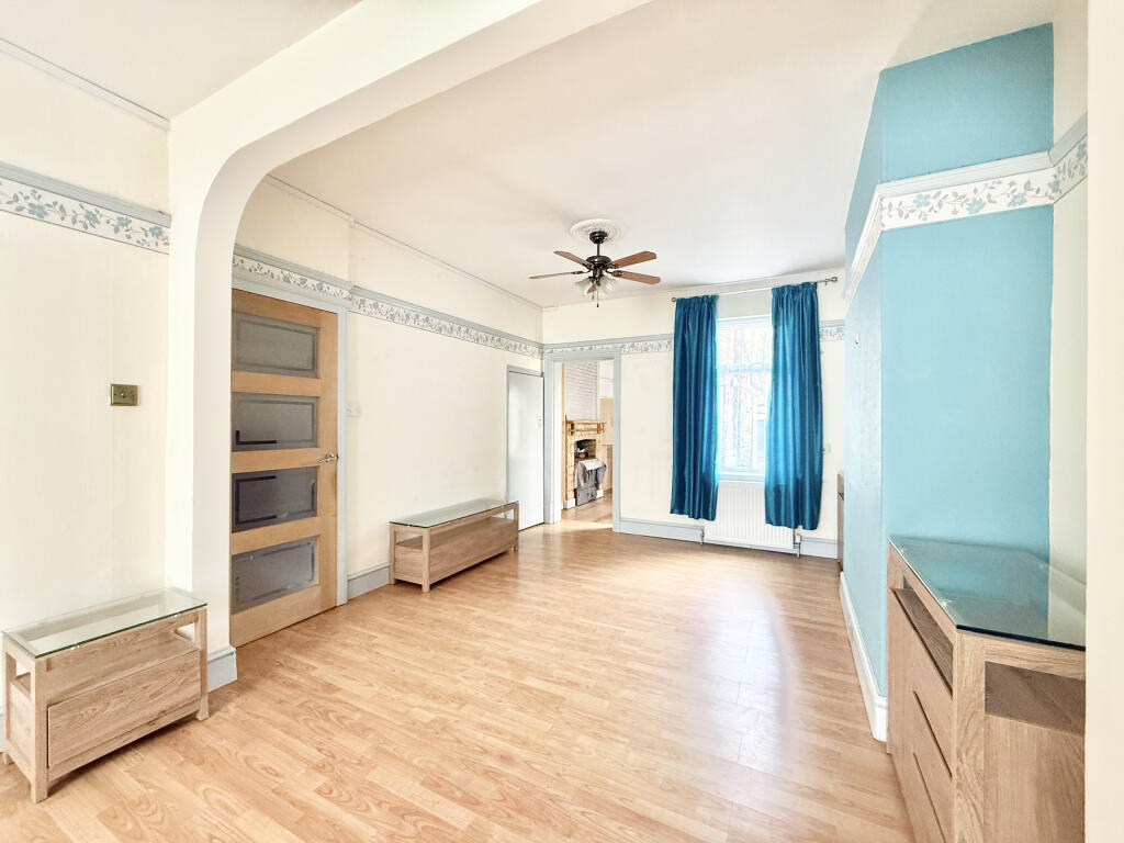 Additional image 4 of Orchard Street, Yeovil, Somerset