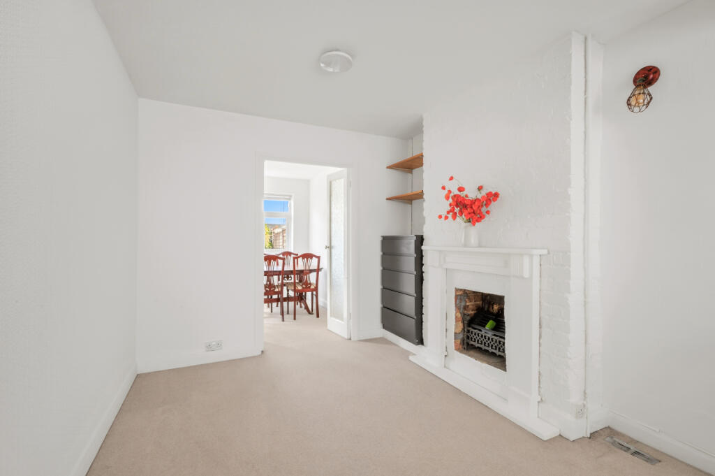 House in Morden, Lower Morden - View 5