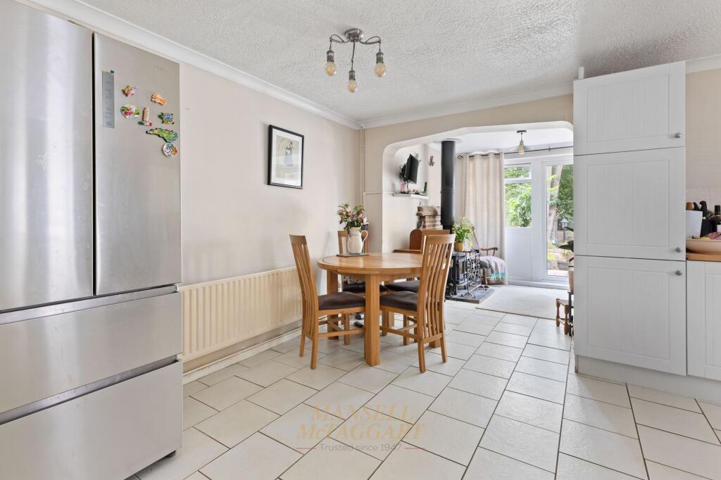 House in Redhill - View 4