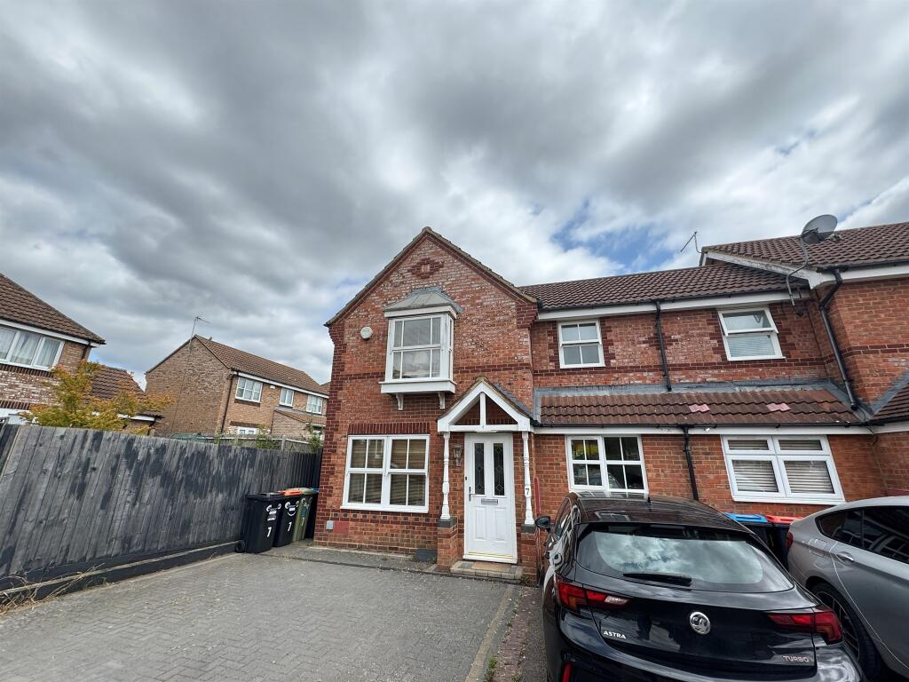 Main image of property: Plymouth Grove, Tattenhoe, Milton Keynes