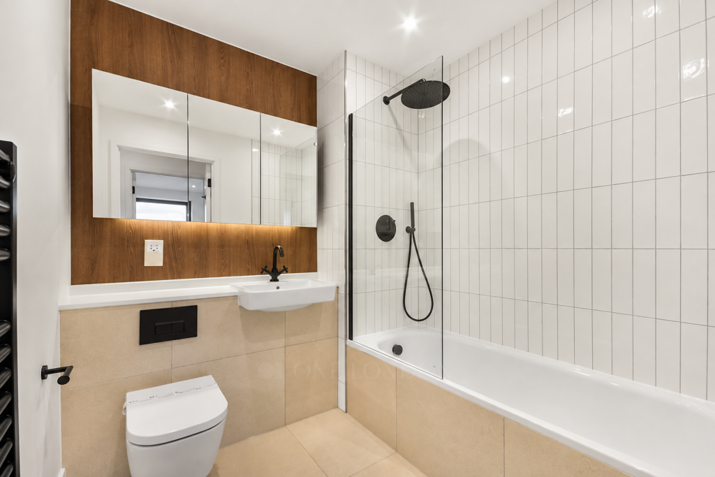 Apartment in Twickenham - View 5