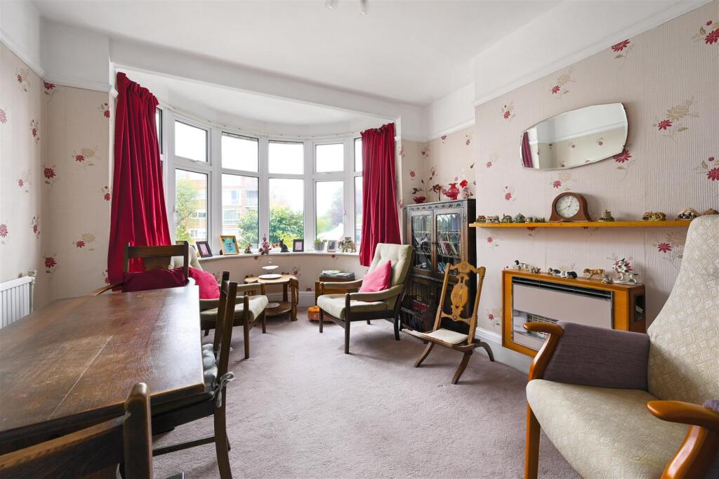 House in Tonbridge - View 5