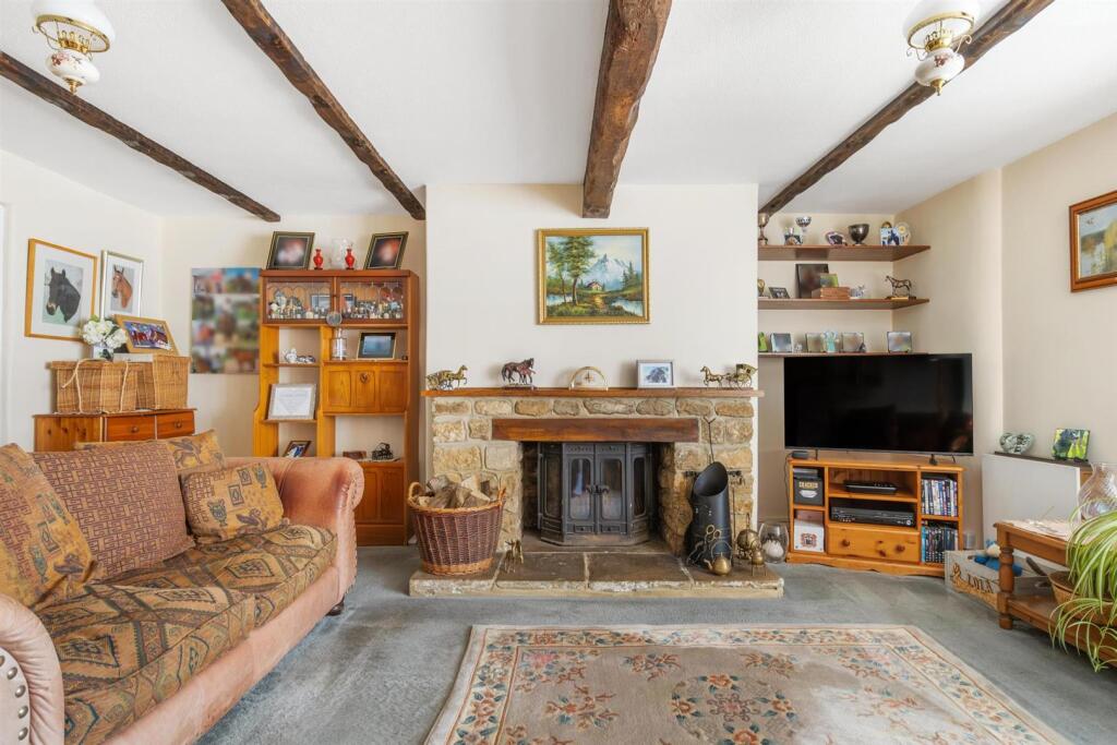 House in Dorchester, Abbotsbury - More