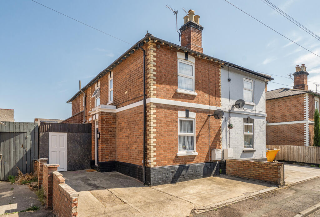 Main image of property: Melbourne Street East, Gloucester, Gloucestershire, GL1