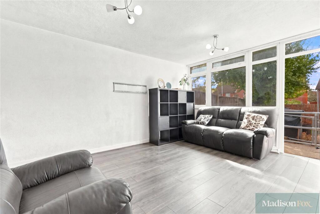 House in Ilford - More